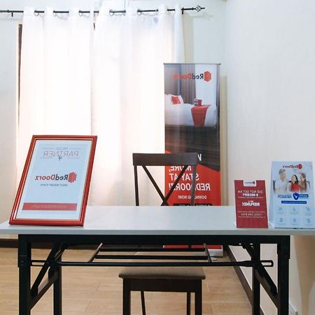 RedDoorz near Cebu Metropolitan Cathedral Hotel Exterior foto