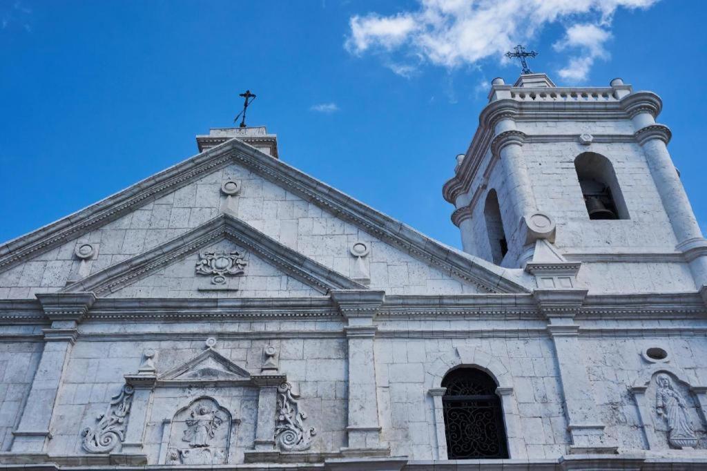 RedDoorz near Cebu Metropolitan Cathedral Hotel Exterior foto