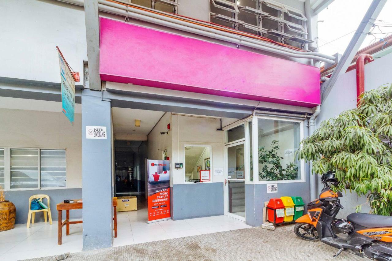 RedDoorz near Cebu Metropolitan Cathedral Hotel Exterior foto